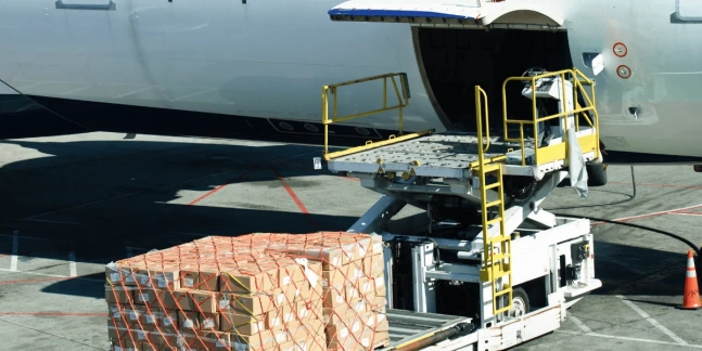China-US ocean/air freight service
